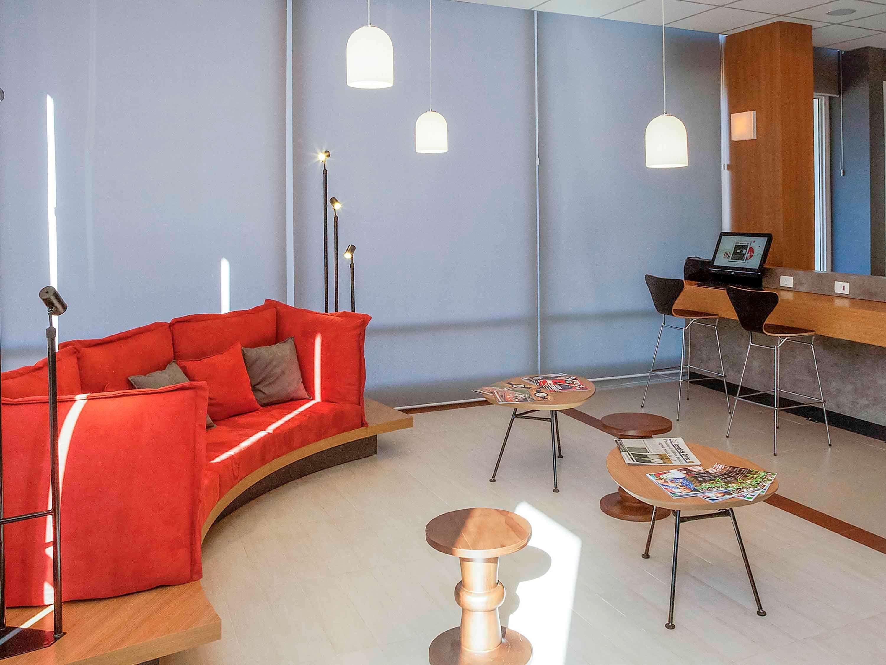 Ibis Ourinhos Hotel Екстериор снимка